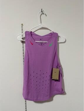 Nike Dri-Fit ADV Aeroswift Singlet Running Tank Fuchsia FN2504 532 womens medium